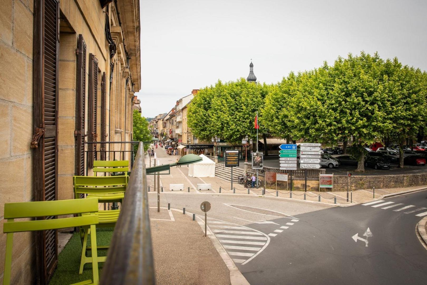 Le Sarladais - Coeur De Sarlat Apartment ภายนอก รูปภาพ